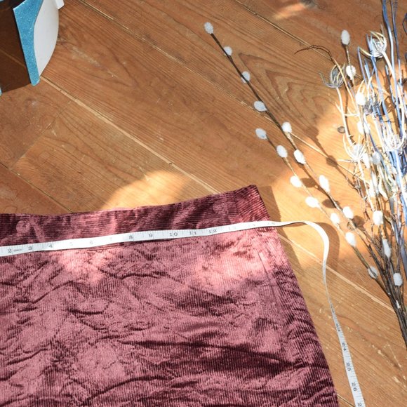 Corduroy skirt - Picture 2 of 3